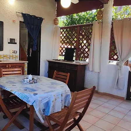 Feriehus La Tonnara Al Mare *