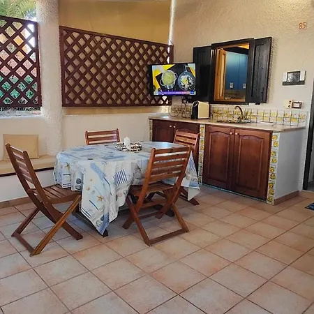 La Tonnara Al Mare Feriehus *